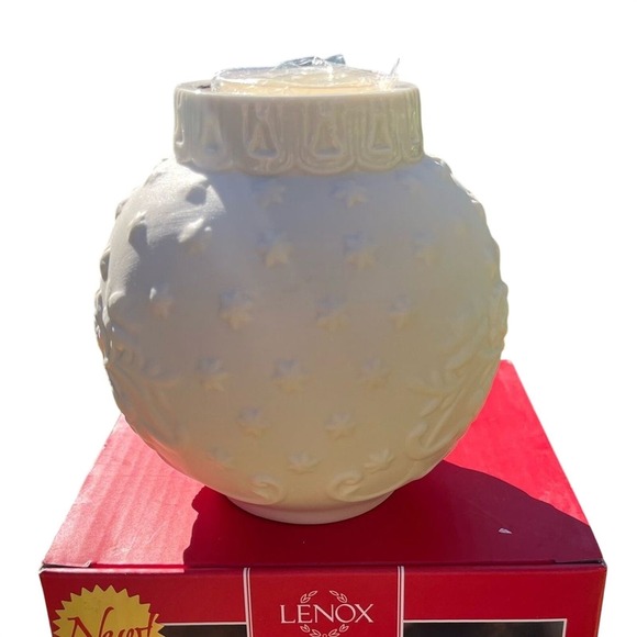 Lenox Nativity Ornamental Glow 4" Votive Candle Holder Christmas - Picture 5 of 9